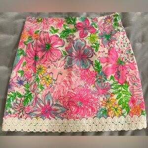 Lilly Pulitzer Skirt worn once Size 6